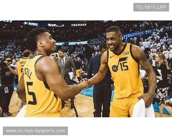 _爵士队攻守平衡，排名稳步上升_，爵士队打法