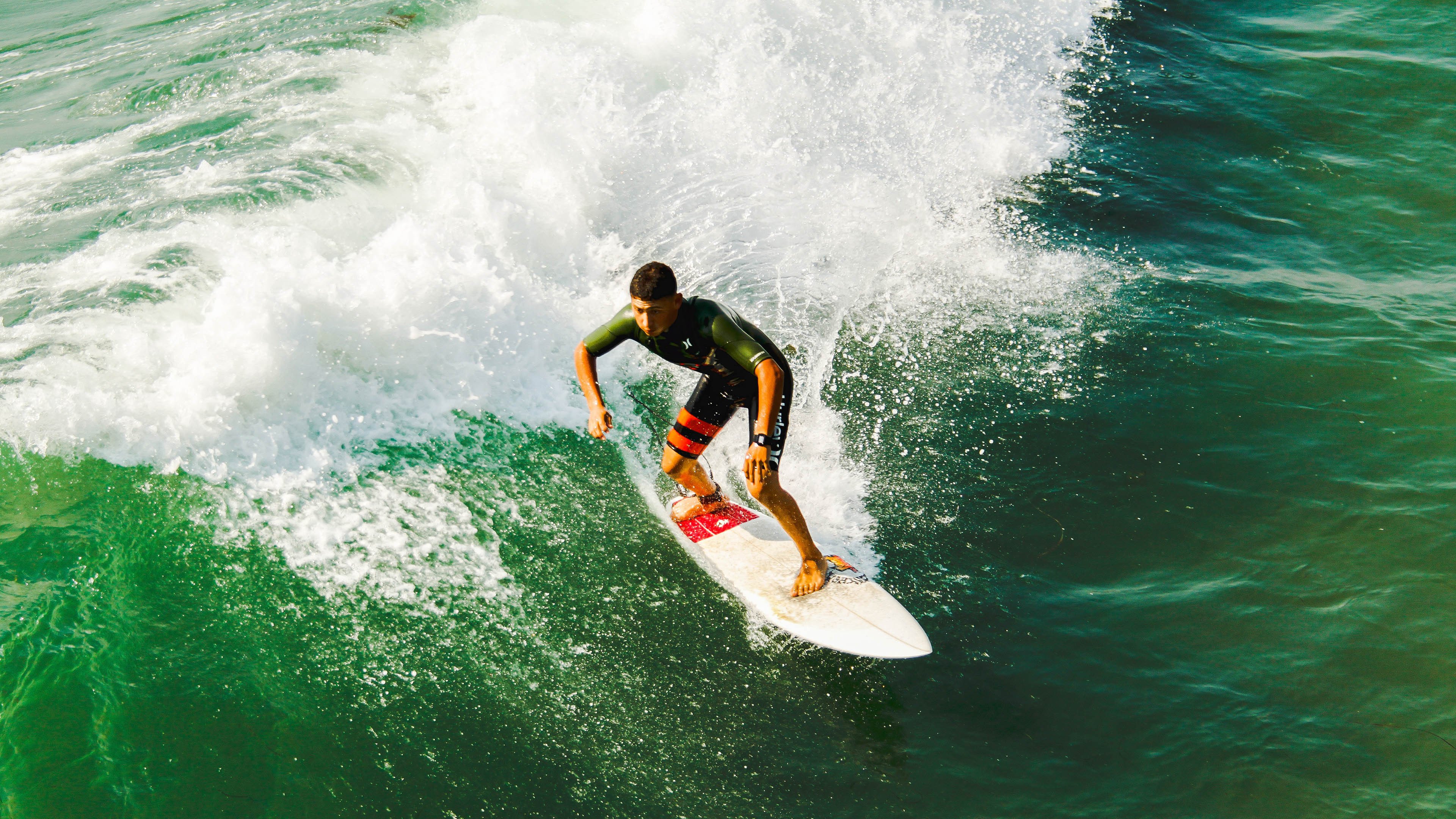 新闻中心举办产品发布会，产品新闻发布会视频