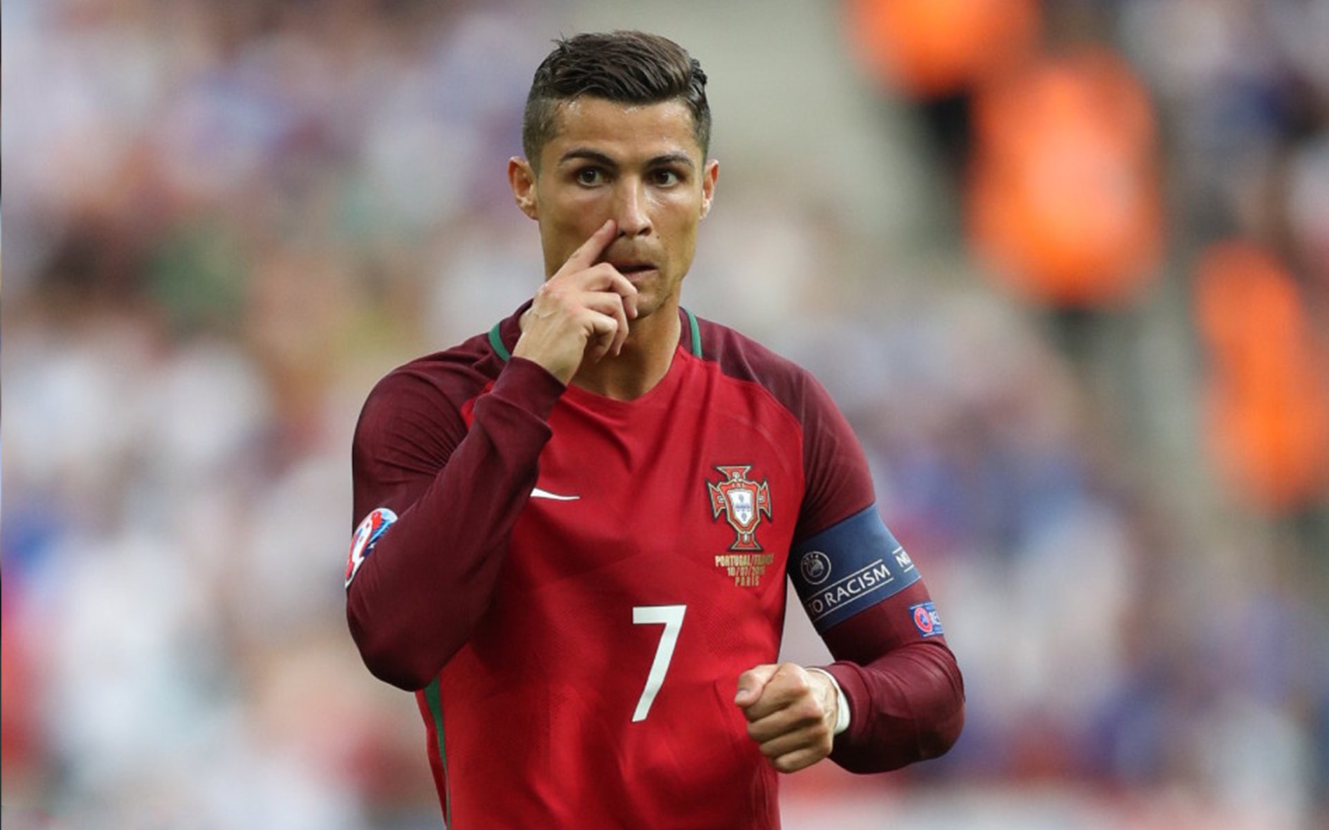 英超冲刺决战：胜者为王，精彩不断！，英超收官战